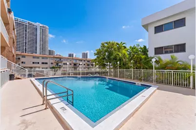 17051 NE 35th Avenue #207, North Miami Beach, FL 33160 - Photo 13