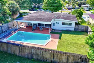 640 W Ilex Dr, Lake Park, FL 33403 - Photo 25