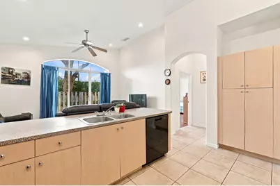 7778 NW 17th Place, Pembroke Pines, FL 33024 - Photo 17