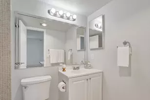 566 Fanshaw N, Boca Raton, FL 33434 - Photo 21