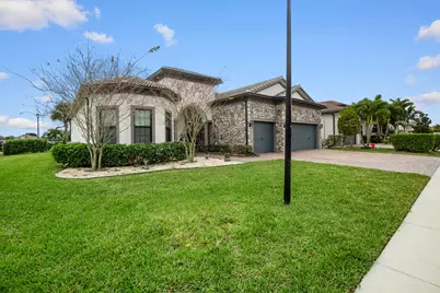 8324 Pedigree Circle, Lake Worth, FL 33467 - Photo 3