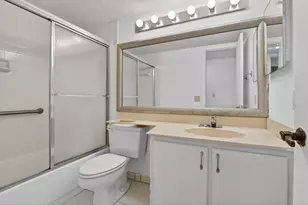 250 S Hollybrook Terrace, Pembroke Pines, FL 33025 - Photo 5