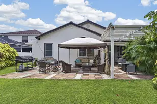 716 Lake Wellington Dr, Wellington, FL 33414 - Photo 39