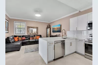 7549 NW 3rd Court, Plantation, FL 33317 - Photo 9