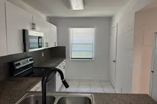 931 SW 20th Ct, Delray Beach, FL 33445 - Photo 9