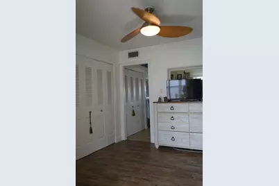 97 Berkshire E, West Palm Beach, FL 33417 - Photo 19