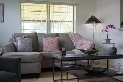 97 Berkshire E, West Palm Beach, FL 33417 - Photo 3