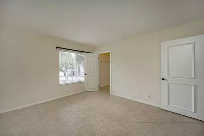 815 W Boynton Beach Boulevard #1-203, Boynton Beach, FL 33426 - Photo 9