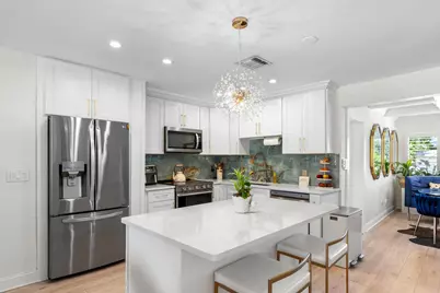 874 NW 2nd Avenue, Boca Raton, FL 33432 - Photo 5