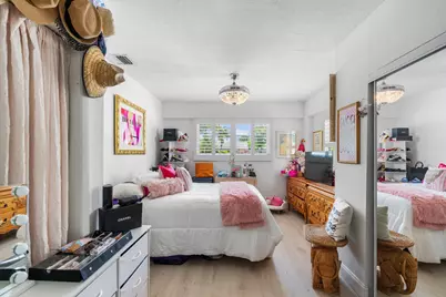 874 NW 2nd Avenue, Boca Raton, FL 33432 - Photo 15