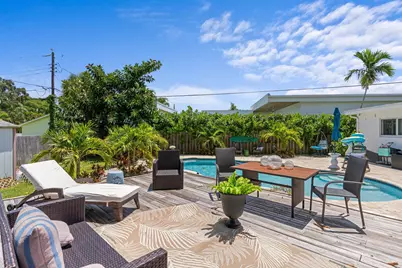 874 NW 2nd Avenue, Boca Raton, FL 33432 - Photo 27