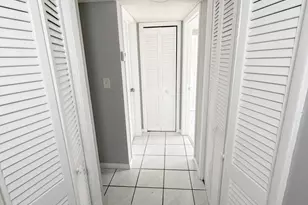 320 SW 1st St, Pompano Beach, FL 33060 - Photo 9