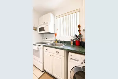 6120 Forest Hill Boulevard #111, West Palm Beach, FL 33415 - Photo 15