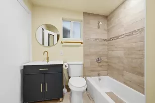 309 SW 7th Ct, Hallandale Beach, FL 33009 - Photo 35