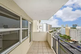 401 Golden Isles Dr, Hallandale Beach, FL 33009 - Photo 19