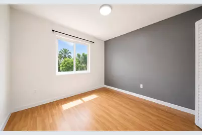 5733 NW 112th Place, Doral, FL 33178 - Photo 13