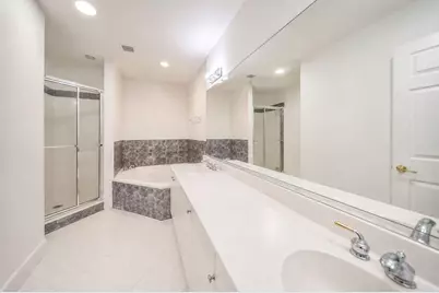 5733 NW 112th Place, Doral, FL 33178 - Photo 21