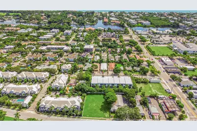 905 NE 6th Avenue, Delray Beach, FL 33483 - Photo 9