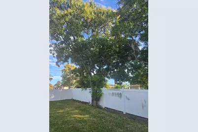 309 NW 6th Avenue, Delray Beach, FL 33444 - Photo 15
