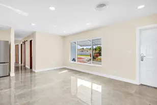 461 NE 44th St, Boca Raton, FL 33431 - Photo 9