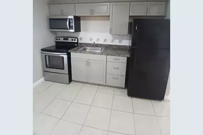126 NW 8th Avenue #1, Dania Beach, FL 33004 - Photo 5