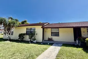 419 Glenwood Dr, West Palm Beach, FL 33415 - Photo 1