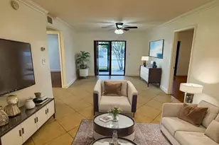 10022 Winding Lake Rd, Sunrise, FL 33351 - Photo 5
