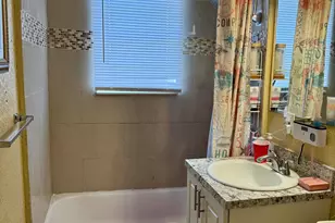 1105 W 34th St, Riviera Beach, FL 33404 - Photo 15