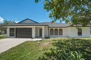 2661 SE Osage Ave, Port Saint Lucie, FL 34952 - Photo 1