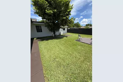 10928 SW 2nd Street, Miami, FL 33174 - Photo 11