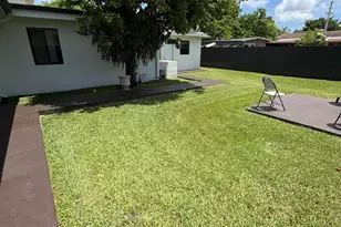 10928 SW 2nd St, Miami, FL 33174 - Photo 11