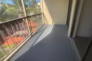 19455 NE 10th Ave, North Miami Beach, FL 33179 - Photo 7
