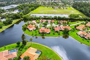 18577 Woodstream Dr, Boca Raton, FL 33498 - Photo 11