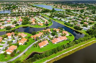 18577 Woodstream Dr, Boca Raton, FL 33498 - Photo 13