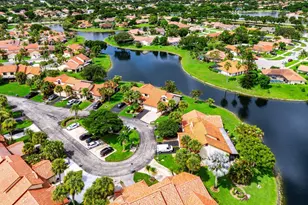 18577 Woodstream Dr, Boca Raton, FL 33498 - Photo 35