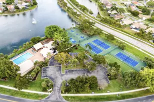 18577 Woodstream Dr, Boca Raton, FL 33498 - Photo 39