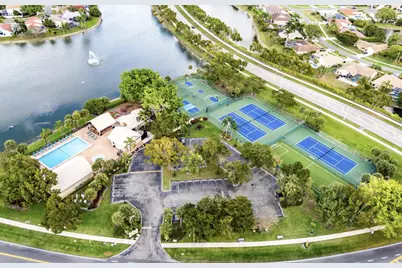 18577 Woodstream Drive, Boca Raton, FL 33498 - Photo 43