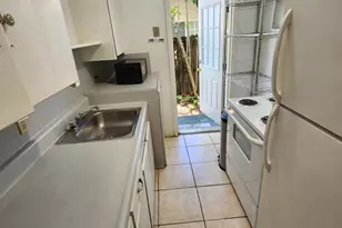 715 SW 4th St, Fort Lauderdale, FL 33312 - Photo 5