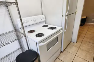715 SW 4th St, Fort Lauderdale, FL 33312 - Photo 3