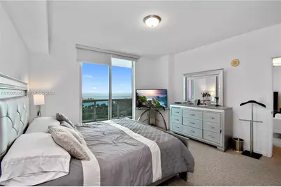 7900 Harbor Island Drive #1517, North Bay Village, FL 33141 - Photo 11