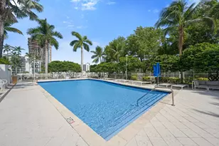 7900 Harbor Island Dr, North Bay Village, FL 33141 - Photo 27