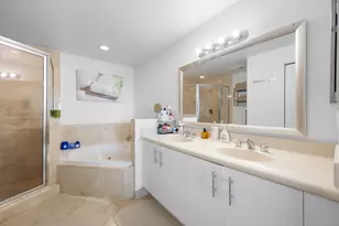 7900 Harbor Island Dr, North Bay Village, FL 33141 - Photo 19