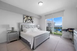 7900 Harbor Island Dr, North Bay Village, FL 33141 - Photo 9