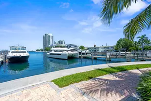 7900 Harbor Island Dr, North Bay Village, FL 33141 - Photo 23