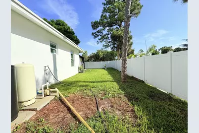 6539 Alexander Road, West Palm Beach, FL 33413 - Photo 41