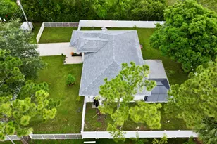 6539 Alexander Rd, West Palm Beach, FL 33413 - Photo 9