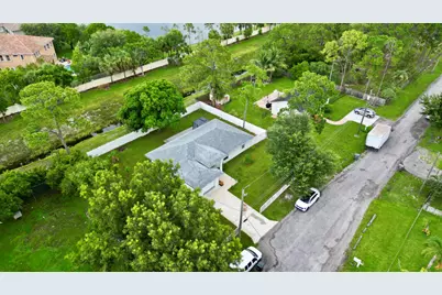 6539 Alexander Road, West Palm Beach, FL 33413 - Photo 11