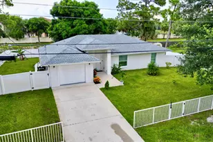 6539 Alexander Rd, West Palm Beach, FL 33413 - Photo 3