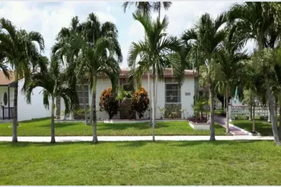 904-910 NE 10th Street, Hallandale Beach, FL  - Photo 1