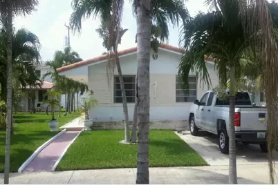 904-910 NE 10th Street, Hallandale Beach, FL  - Photo 3